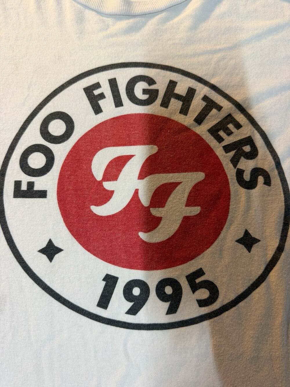 Foo Fighters 1995 Circle Logo White Graphic T-Shirt - Picture 2 of 12